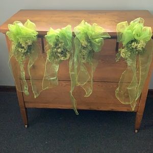 👰‍♀️🤵‍♂️Lot of 10 pew bows with florals